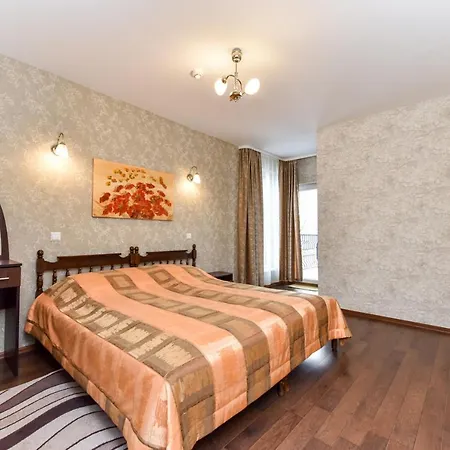 Apartamentai Pluke * Паланга